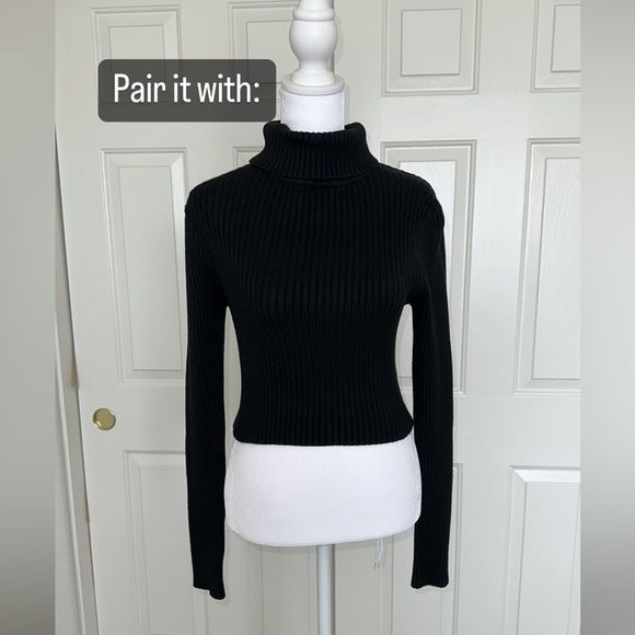 Juniors Button Embellishment Mini Skirt - Picture 4 of 5